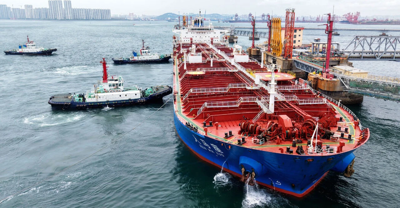 China Emerges as Decisive Force in Global Oil Markets, Dictating Price Trajectory