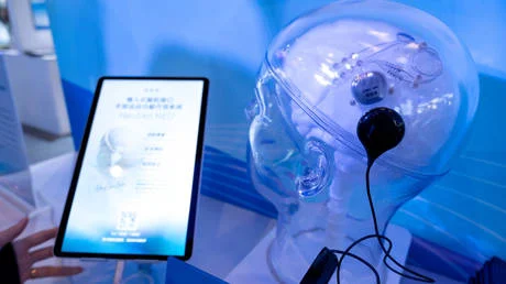 Chinese Surgeons Perform First Commercial Implant of Non-Invasive Brain-Computer Interface