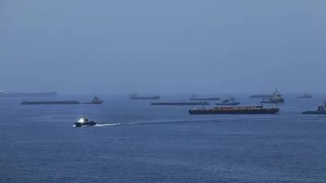 Iran Shuts Strait of Hormuz Indefinitely Amid Rising Tensions with US, Warns Consequences for Broken Agreements