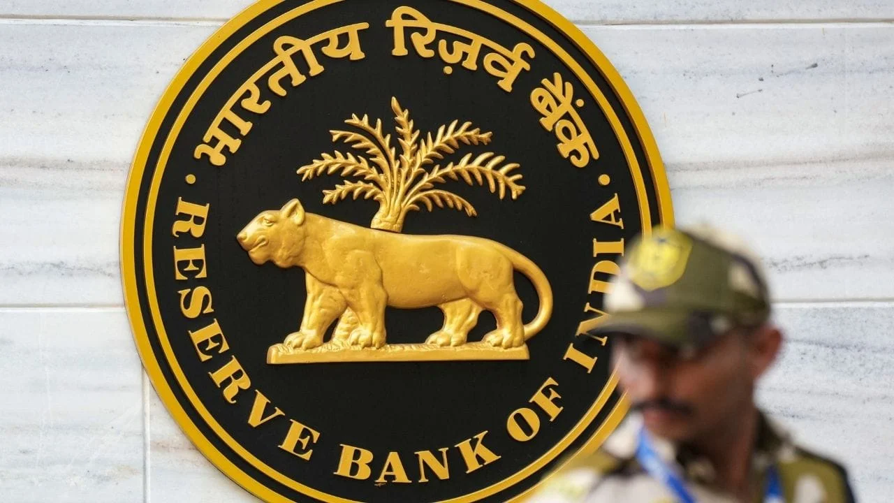 Reserve Bank of India to Introduce Durable Plastic Currency Notes by Next Year