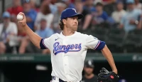 Jacob deGrom Strikes Out 8 as Rangers Edge Red Sox 4-2 in Playoff Race Showdown